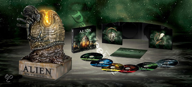 Alien Anthology Collection (4 Films) - 6-Disc Box Set and Illuminated Egg Statue (Blu-Ray)